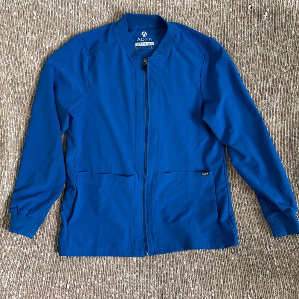 Scrub jacket